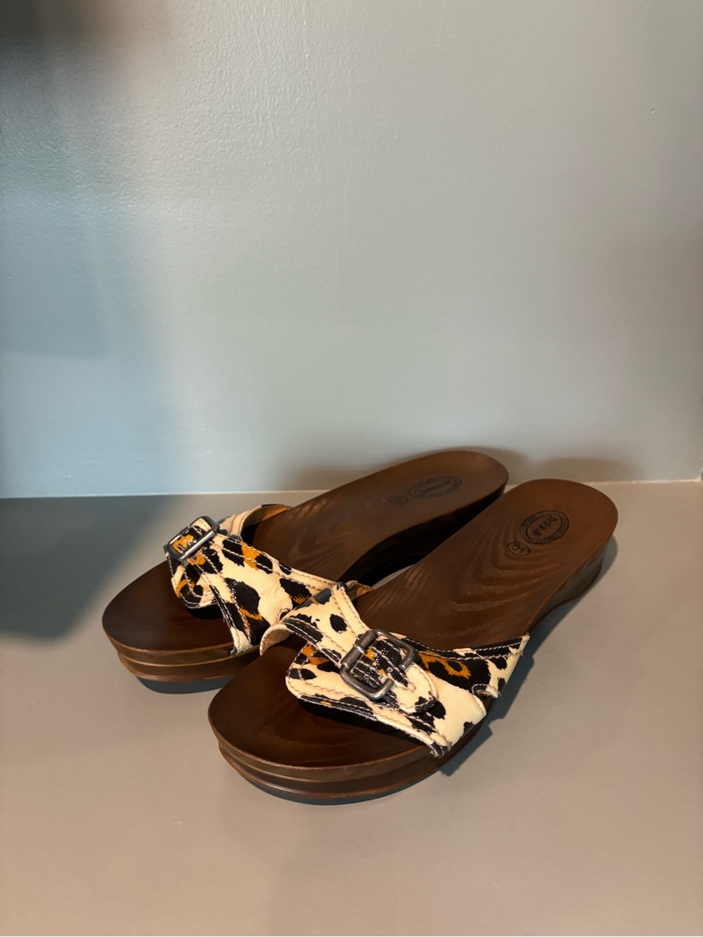 Dr. Scholls Advanced Comfort Seties Cheetah Print Wedge Wood Slide Sandals